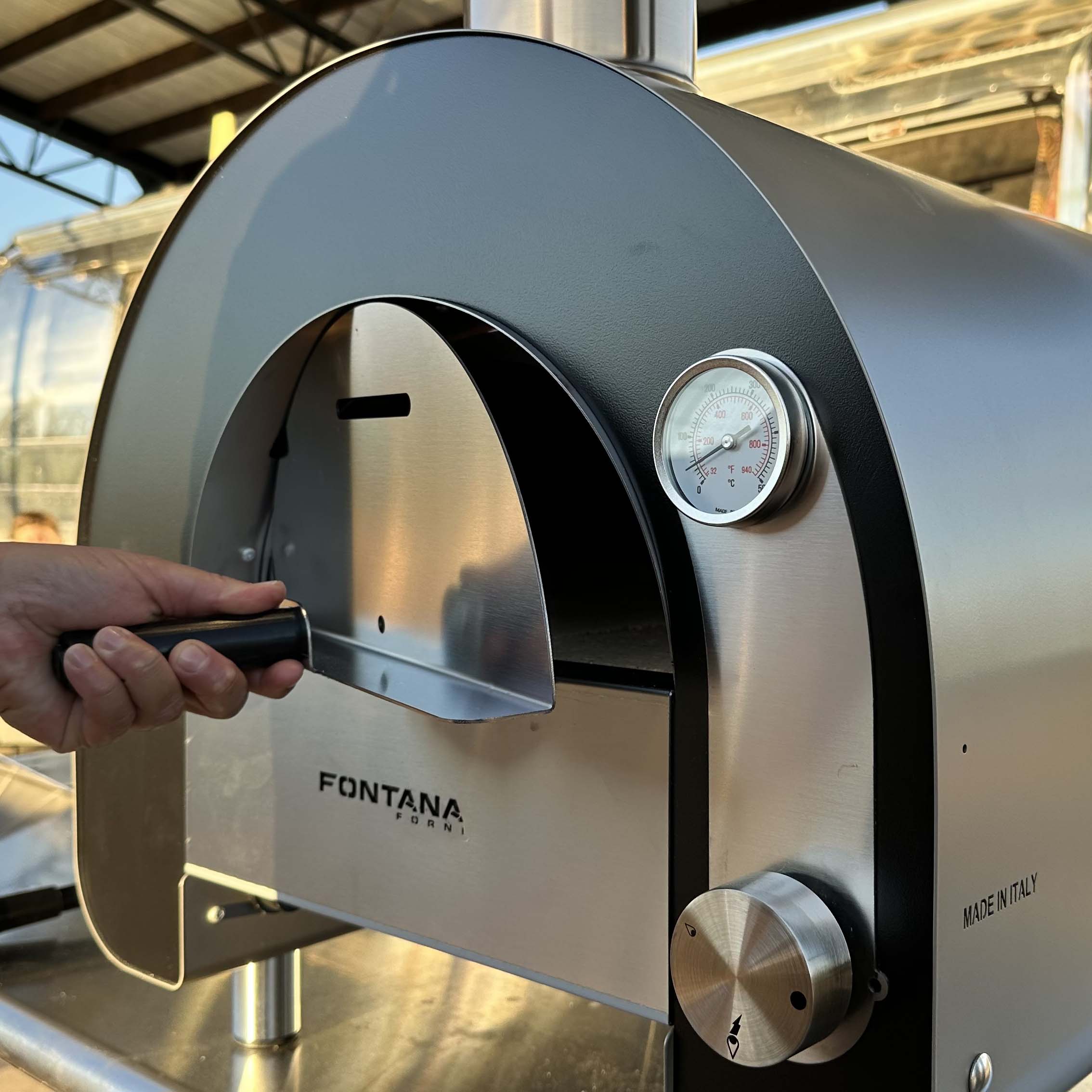 Maestro 40 Gas-Fired Pizza Oven